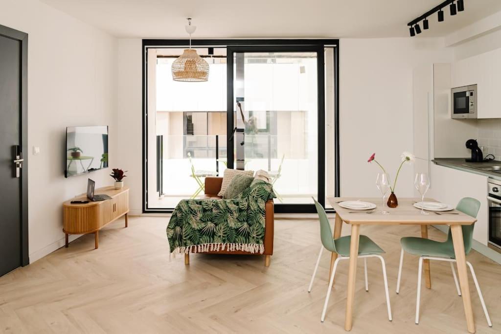 Mainstreet Luxury 3